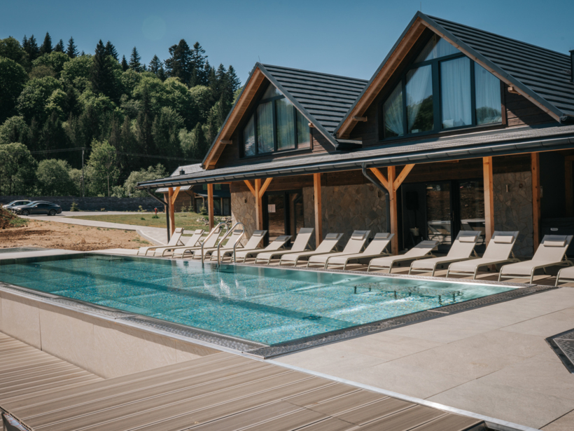 Domek z basenem lub jacuzzi w Bieszczadach - gdzie pojechać?