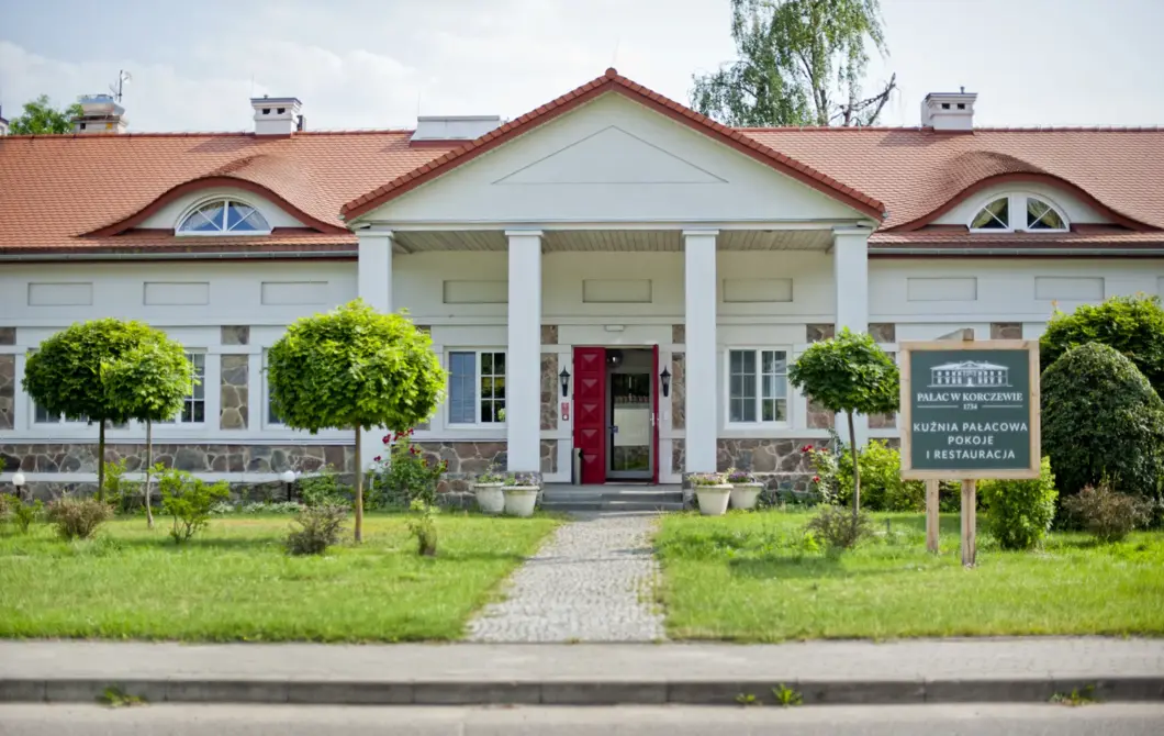 Kuźnia Pałacowa - noclegi Korczew