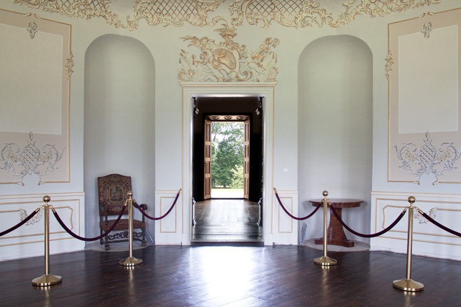 Zwiedzanie - Pałac w Korczewie