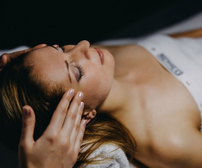 SPA&Wellness zone at Linea Mare - facial massage at the Dr Irena Eris Beauty Partner beauty salon.