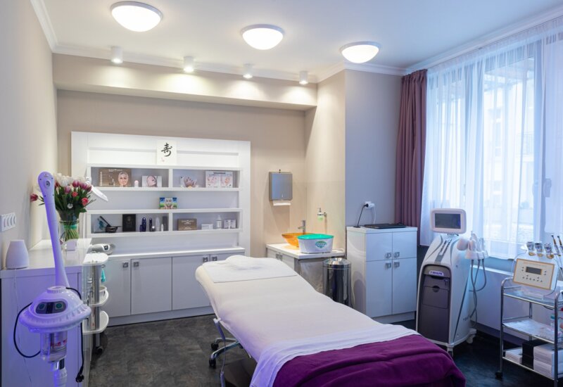 Kosmetický salón Olympic Palace - u nás jsou všechny ženy krásné.