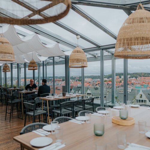 Bar auf dem Dach mit herrlichem Blick auf Danzig.