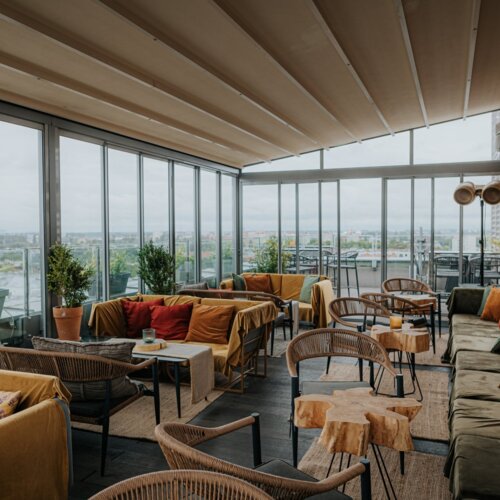 Bar auf dem Dach mit herrlichem Blick auf Danzig.