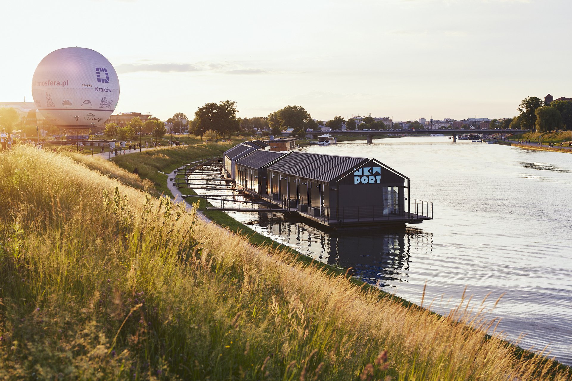 New Port Aparthotel — 30-302 Kraków