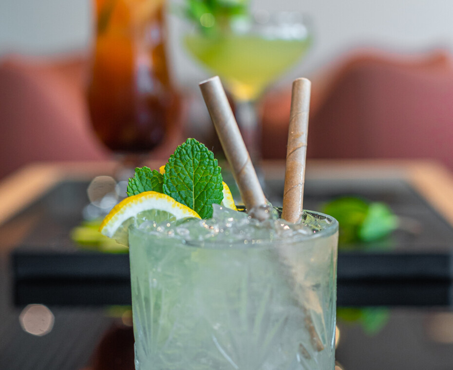 Autorski koktajl serwowany w lobby hotelu