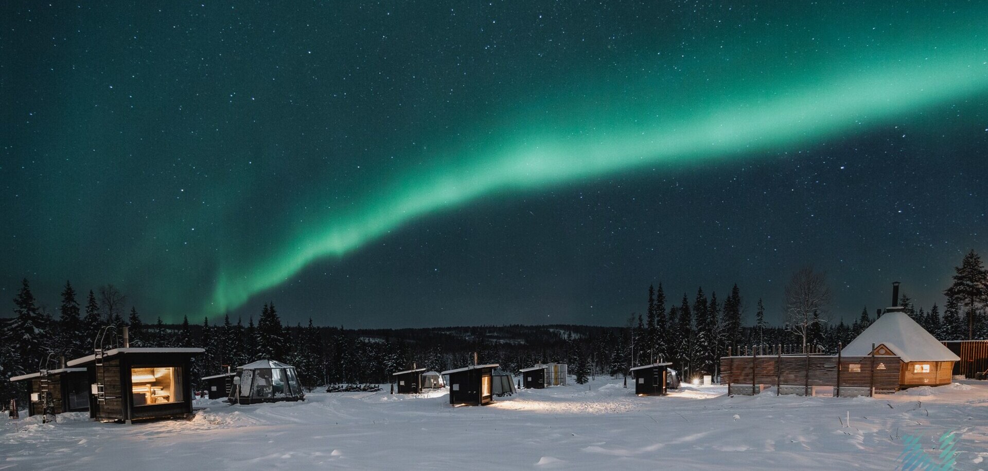 Nova Galaxy Village, Igloo hotelli Rovaniemi Lappi, Revontulet, Glass Igloo hotelli Rovaniemi, majoitus, aurota hut rovaniemi, bucket list matkailu, visit rovaniemi