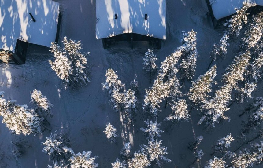 Nova Skyland Hotellin mökit talvella