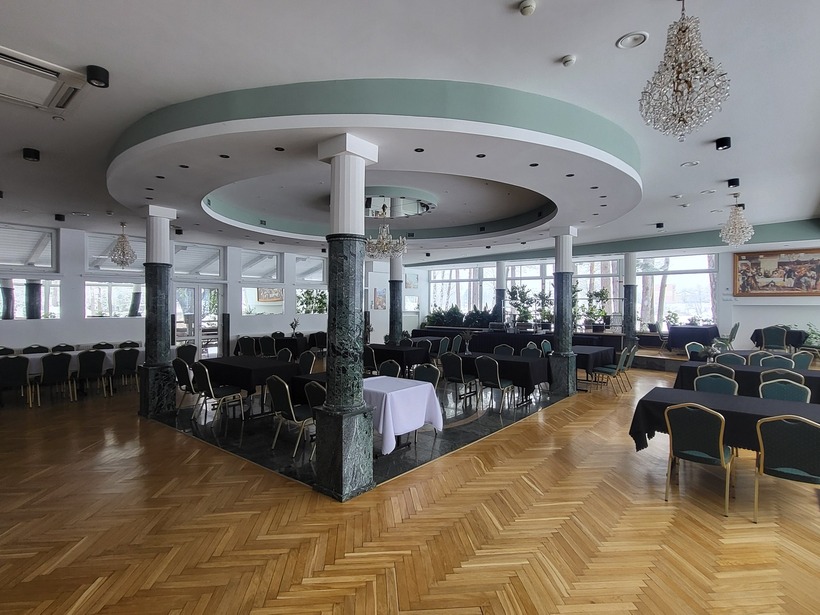 Restauracja Sala Klubowa do 140 osób