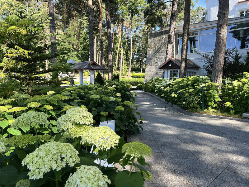 Ogrody Oficerskiego Yacht Clubu