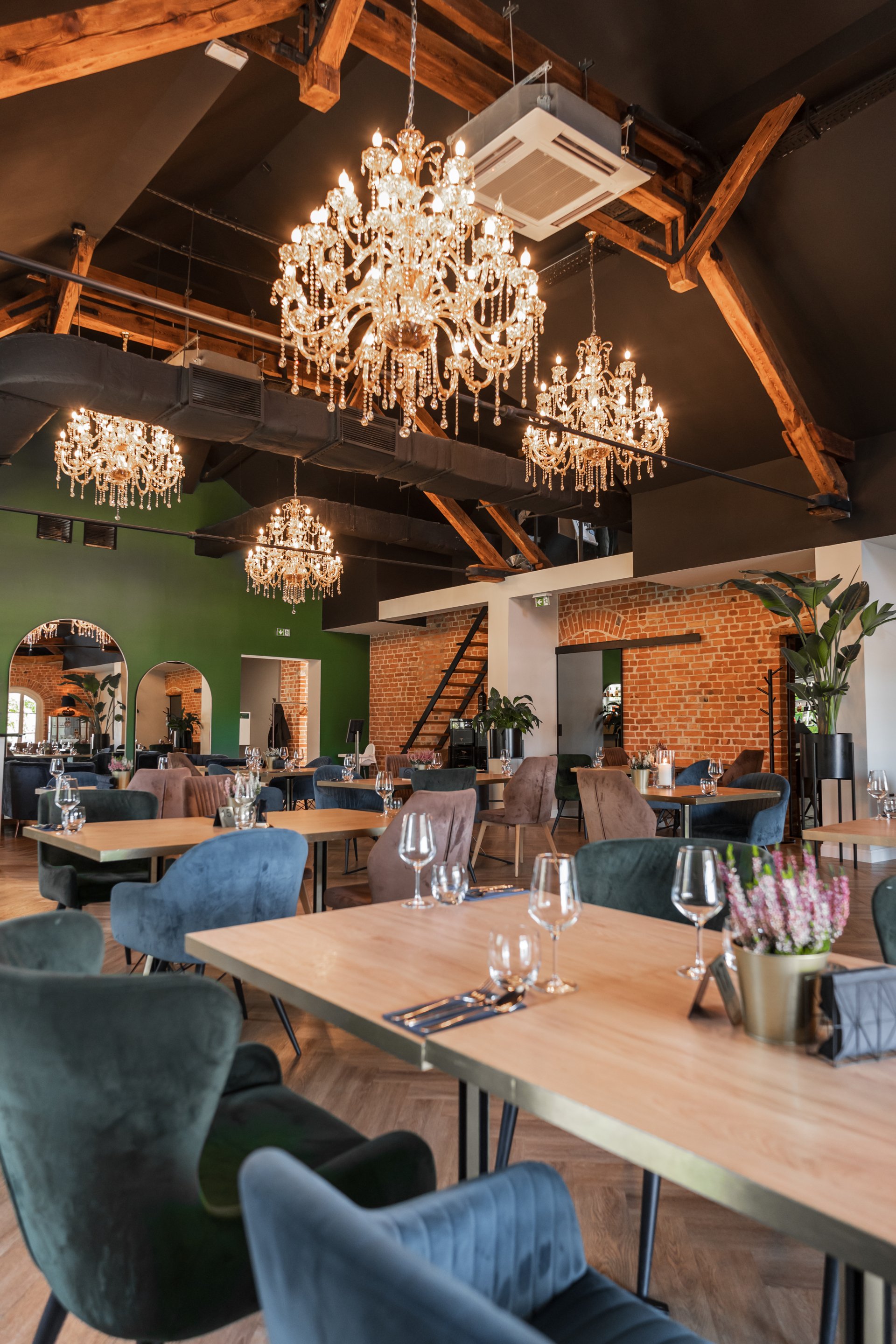 dobra restauracja toruń