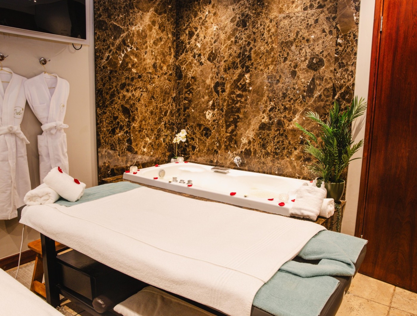 Orchid Spa Premier Hotel EL ICC