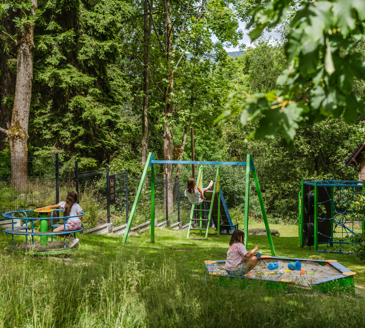 plac zabaw dla dzieci