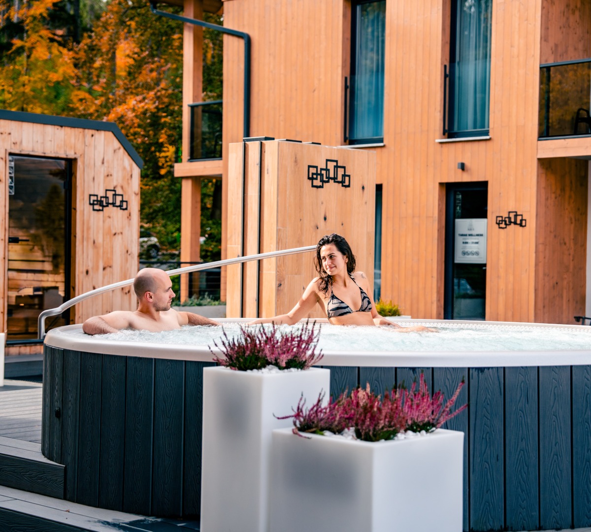 jacuzzi