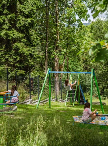 plac zabaw dla dzieci