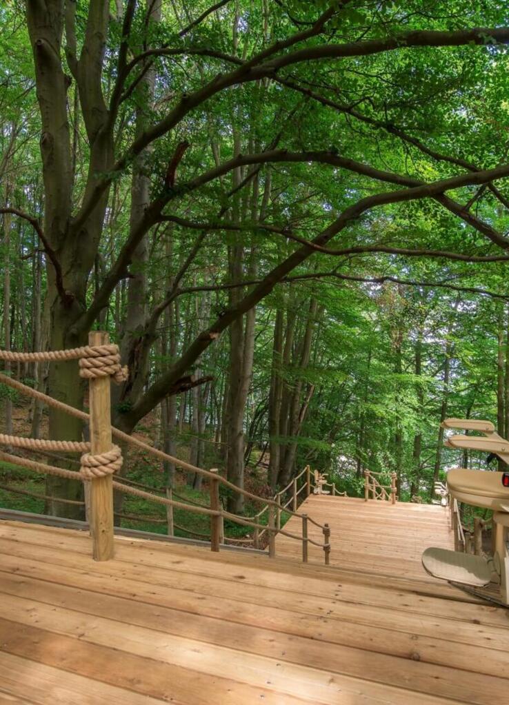 privátní přístup na pláž hotelu