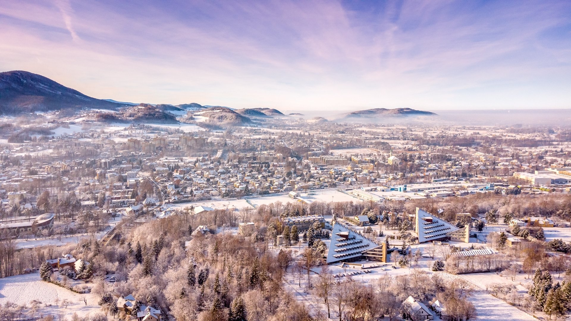 Uzdrowisko, Ustroń, Zabiegi, Rehabilitacja, Pobyty, Zdrowie