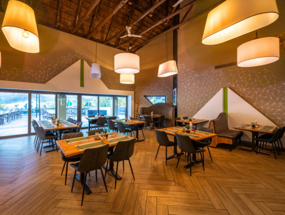 Restaurant at Sanbonani Resort