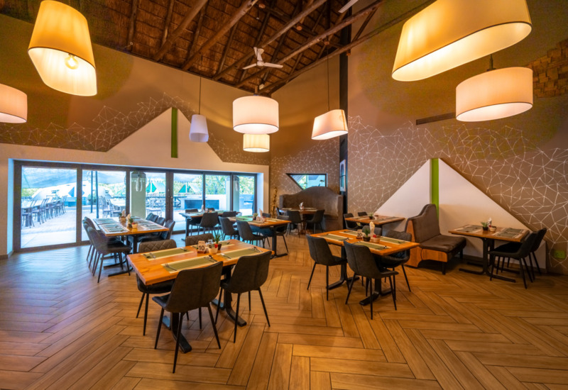 Restaurant at Sanbonani Resort