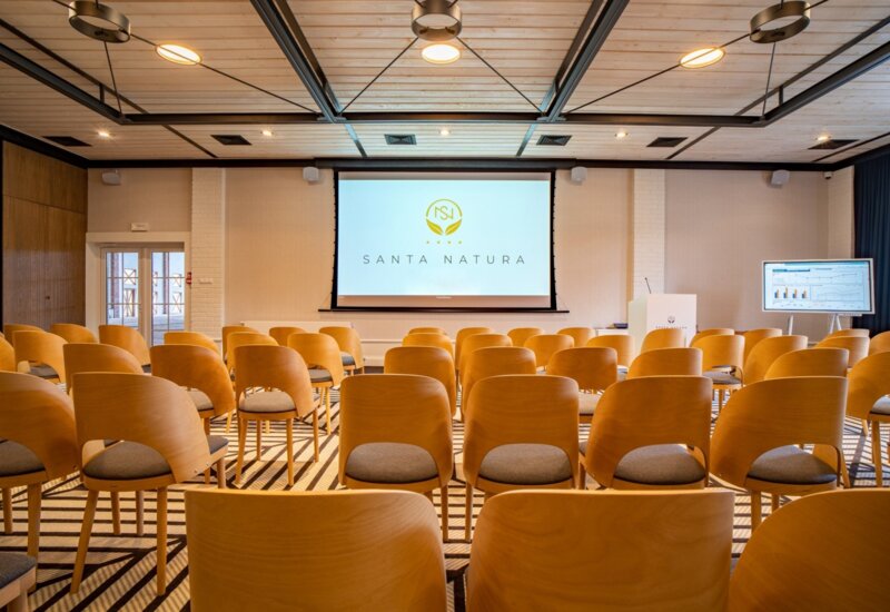 Sala konferencyjna pod Warszawą
