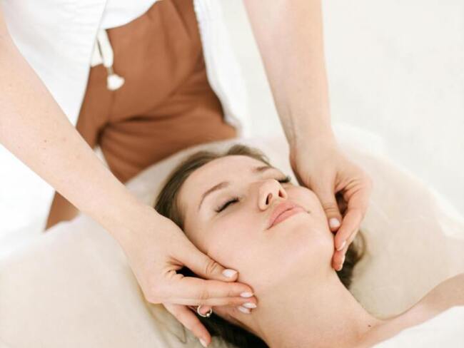 facial massage cosmetology Jelenia Góra cosmetology Hadado Kobido Wałbrzych Karpacz