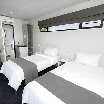 SleepOver Twin Room Unit with 2 x ¾ Beds