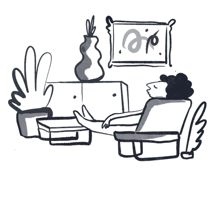 Gość relaksuje się w wygodnym fotelu w przytulnym wnętrzu z dekoracyjną rośliną i obrazem na ścianie.